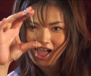 asiatics eyaculando y sacando leche por sus tetas video jovencita japonesa follada por su masajista jovensitas asiaticas espian follando